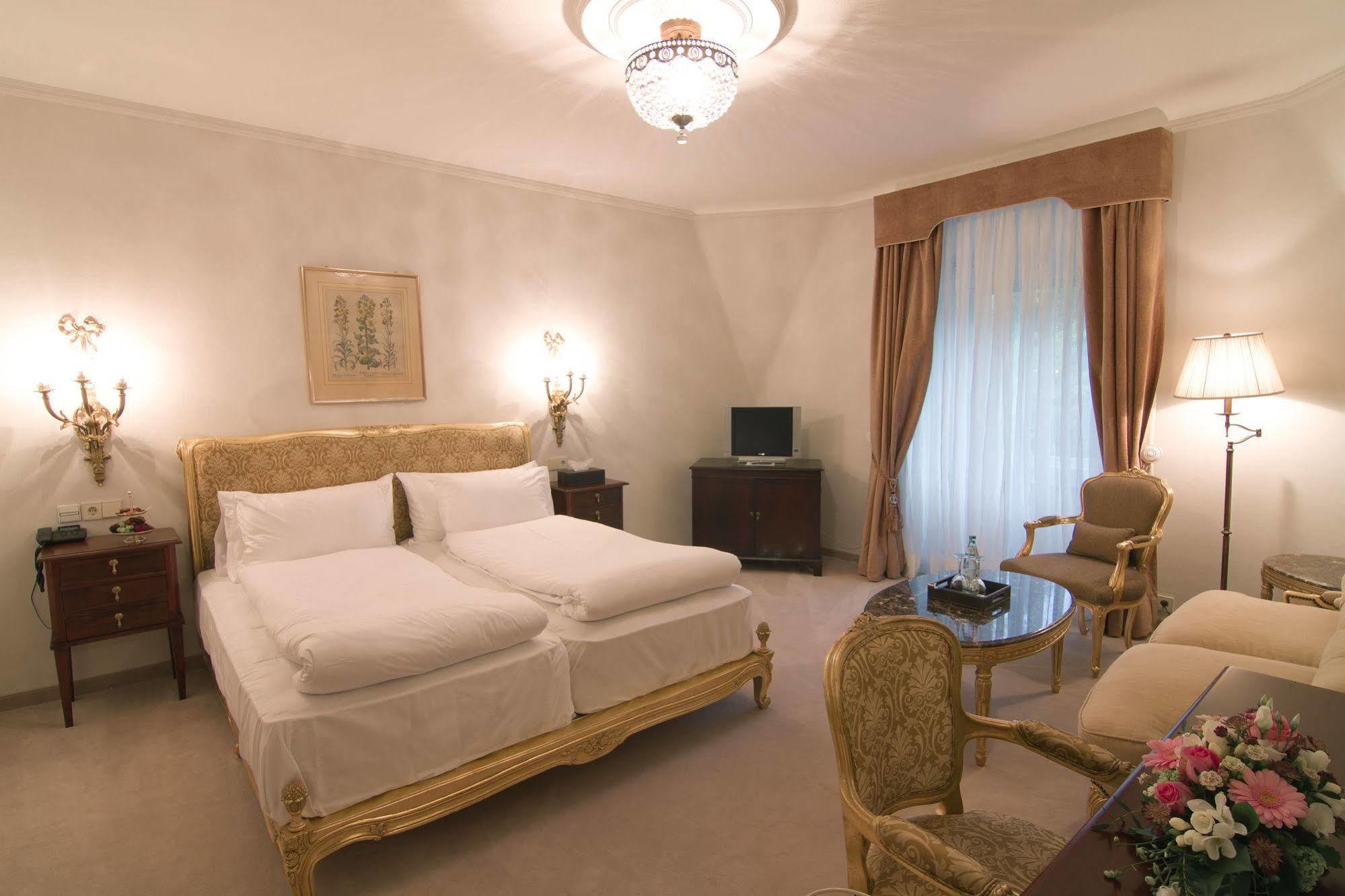 Hotel Romerbad Баденвайлер Екстер'єр фото